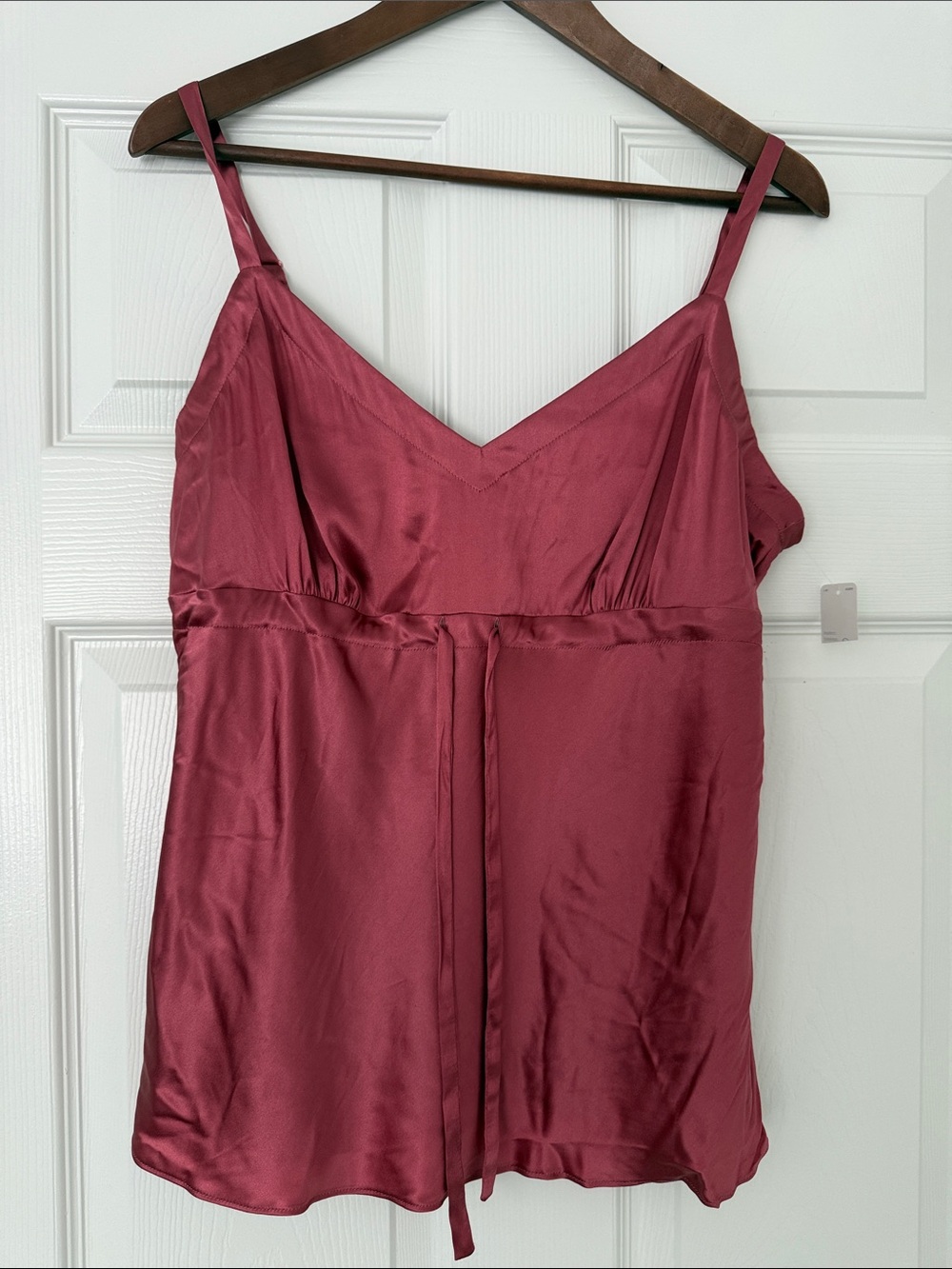 Apt. 9 natural silk tank top in Burgundy Sz Large NWT